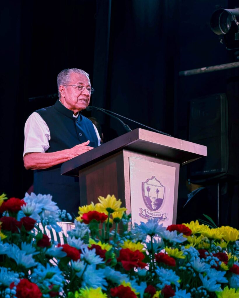 Pinarayi vijayan pic 