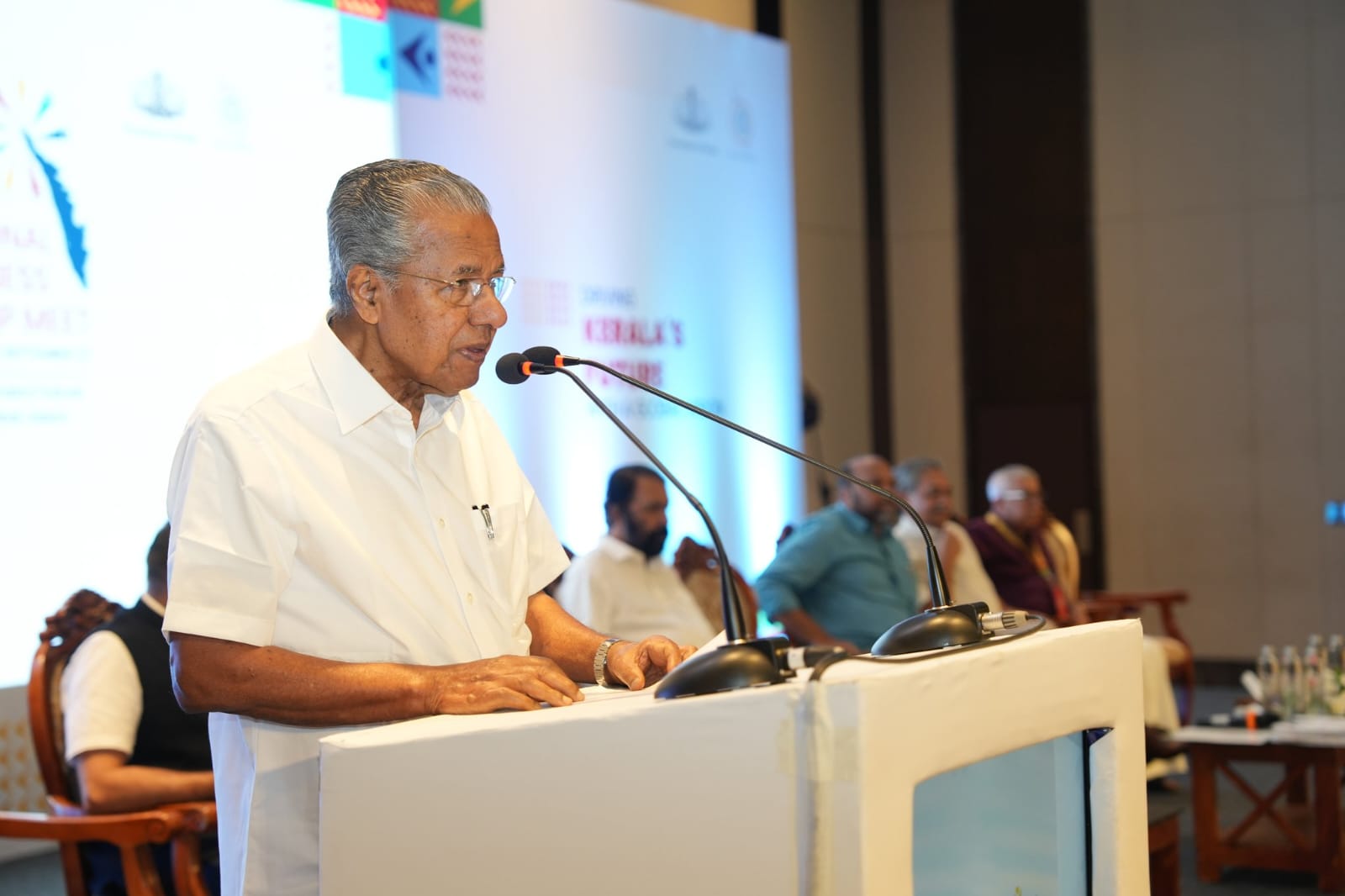 Pinarayi vijayan pic